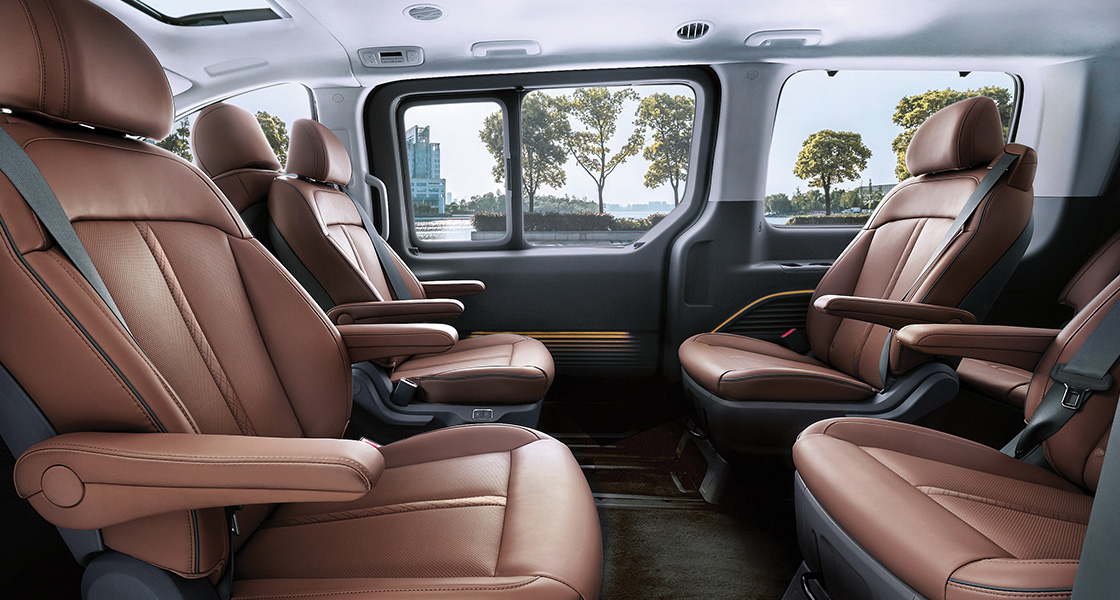 Design exterior Hyundai Staria terlihat modern dan futuristik